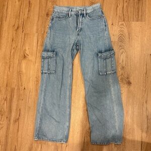 Old Navy Men's Relaxed Blue Jeans